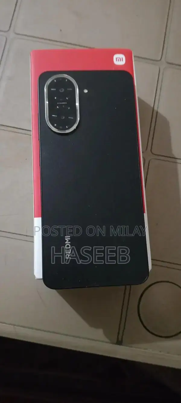 Redmi A5 Smartphone - 128GB, 4GB RAM, Excellent Condition, Barely Used