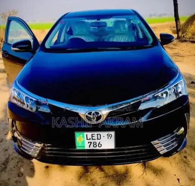 Toyota Corolla GLI Sedan - 2019 Model