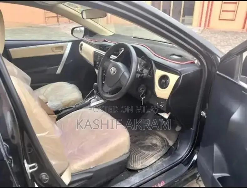 Toyota Corolla GLI Sedan - 2019 Model