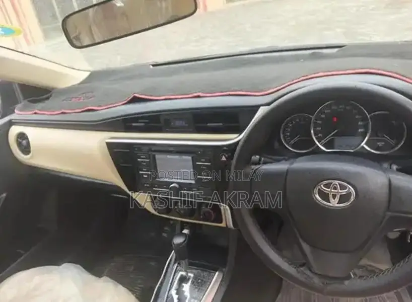 Toyota Corolla GLI Sedan - 2019 Model