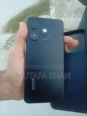 Apple iPhone 11 64GB, 4GB RAM, Excellent Condition, Fully Functional