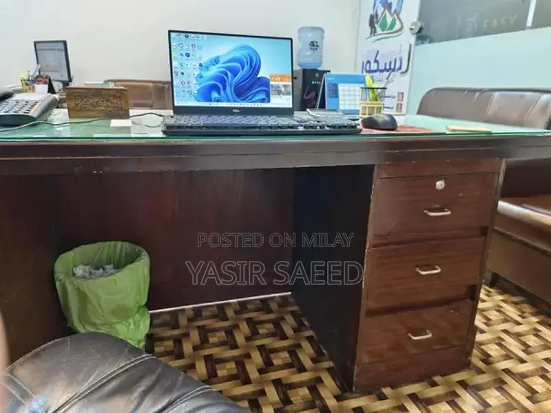 Executive Office Table for Company CEO