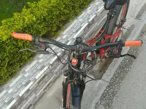 Plus MTB 26-inch Mountain Bike with 11 Gears