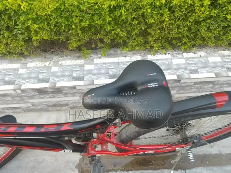 Plus MTB 26-inch Mountain Bike with 11 Gears