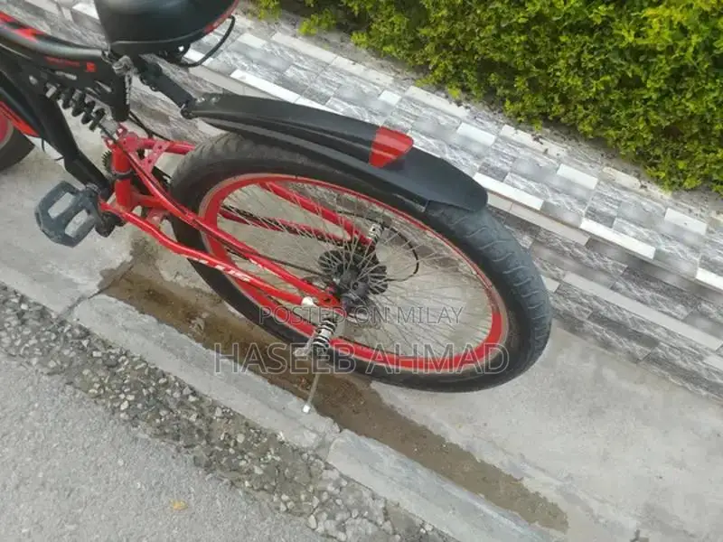 Plus MTB 26-inch Mountain Bike with 11 Gears