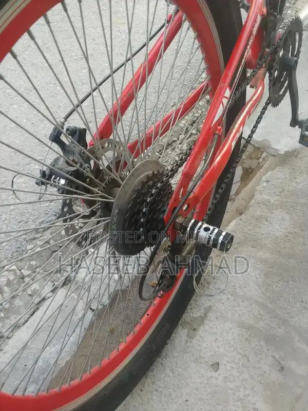 Plus MTB 26-inch Mountain Bike with 11 Gears