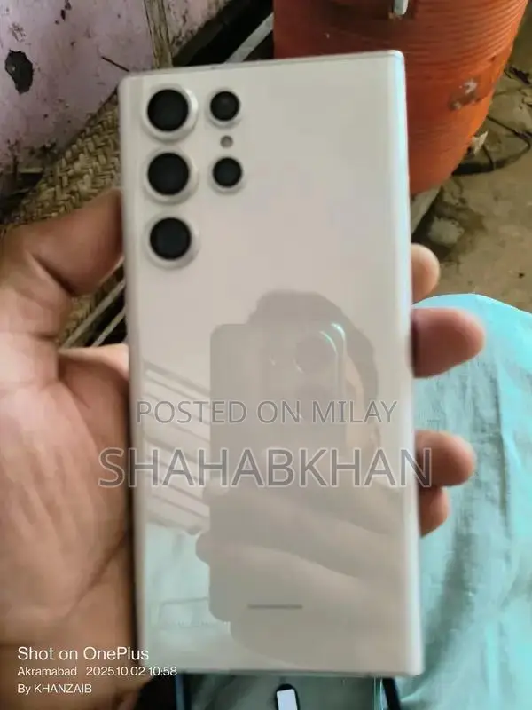 Samsung Galaxy S22 Ultra High-Performance Smartphone