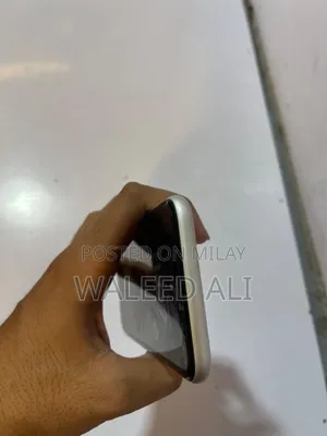 New Apple XR 128 GB White