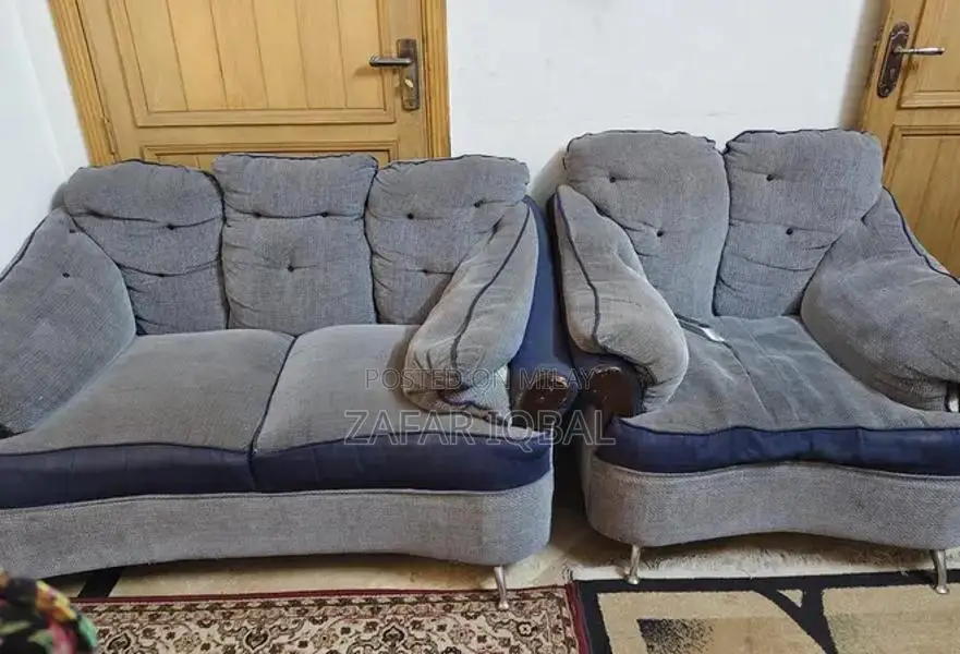 7-Piece Comfortable Living Room Sofa Set