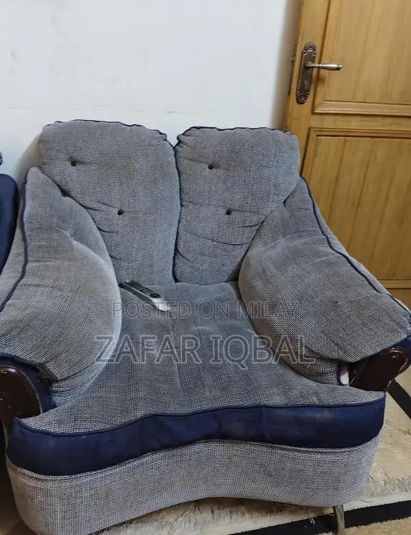 7-Piece Comfortable Living Room Sofa Set