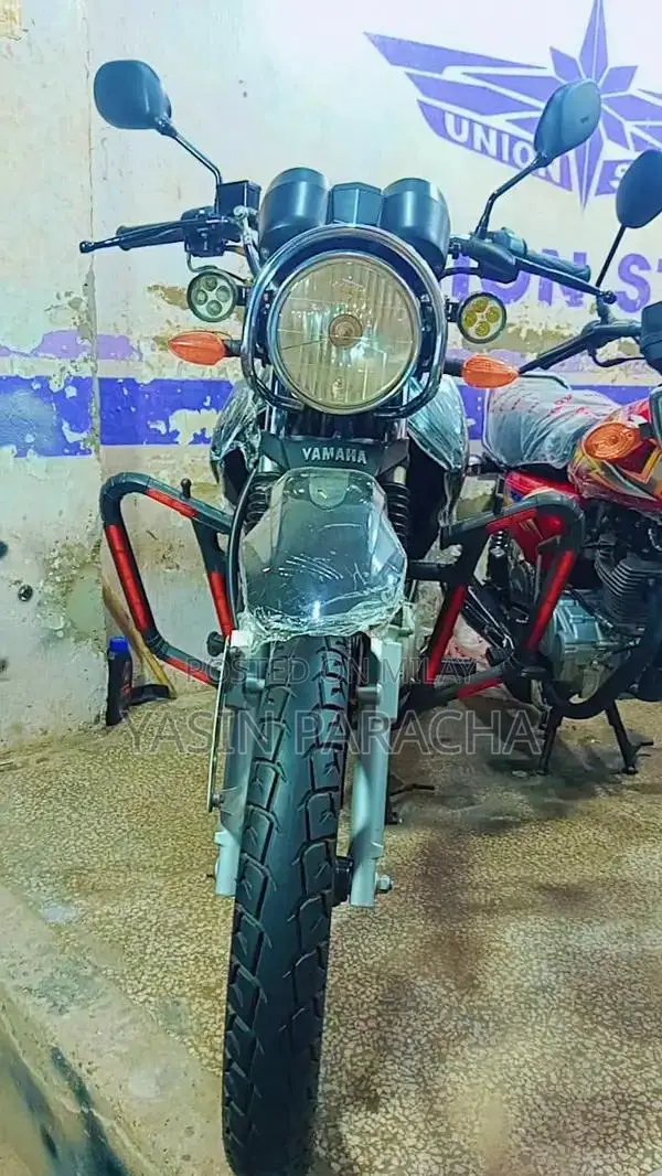 YBR Motorcycle Low Mileage City Commuter