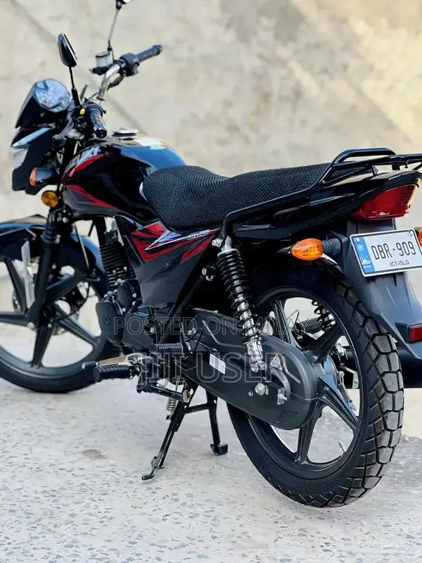 Suzuki GR 150 Motorcycle - Low Mileage, Premium Features