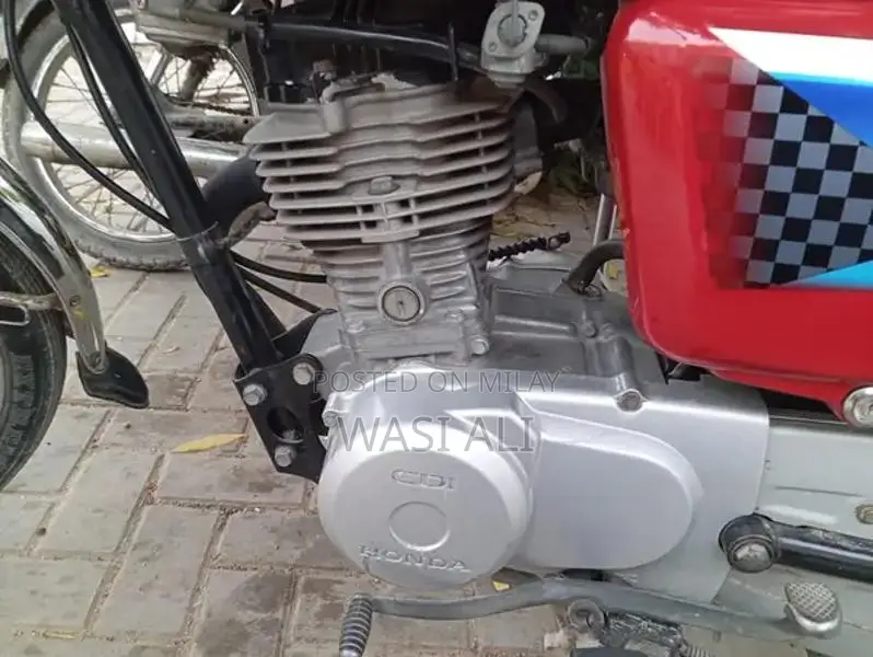 Honda CG 125 2024 Motorcycle - First Owner Bike