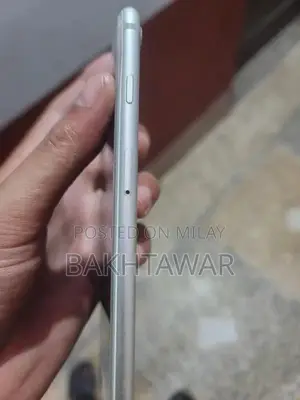 Apple iPhone 7 Plus with Storage Issue - Home Button Malfunction