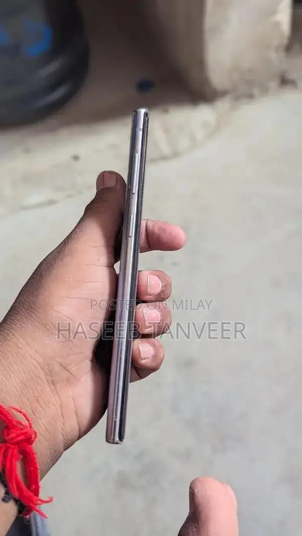 Samsung Galaxy Note 10 5G Smartphone with S Pen