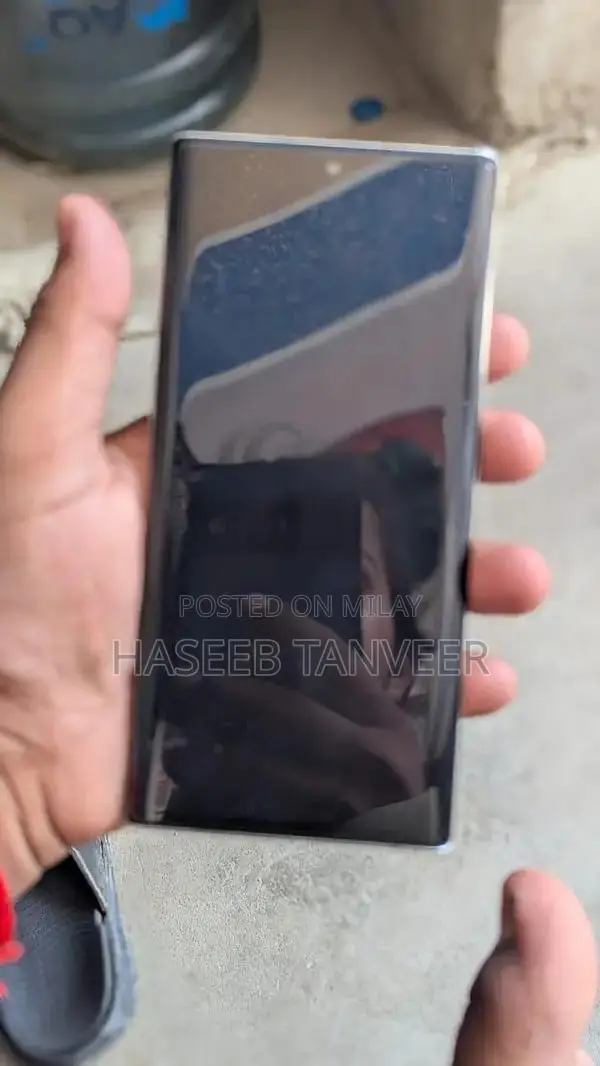 Samsung Galaxy Note 10 5G Smartphone with S Pen