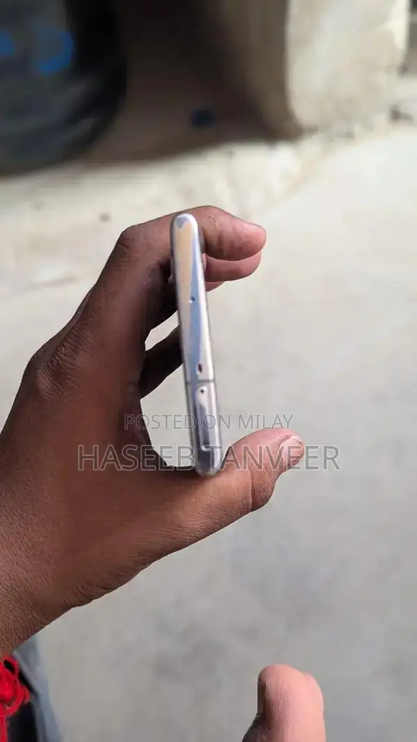 Samsung Galaxy Note 10 5G Smartphone with S Pen