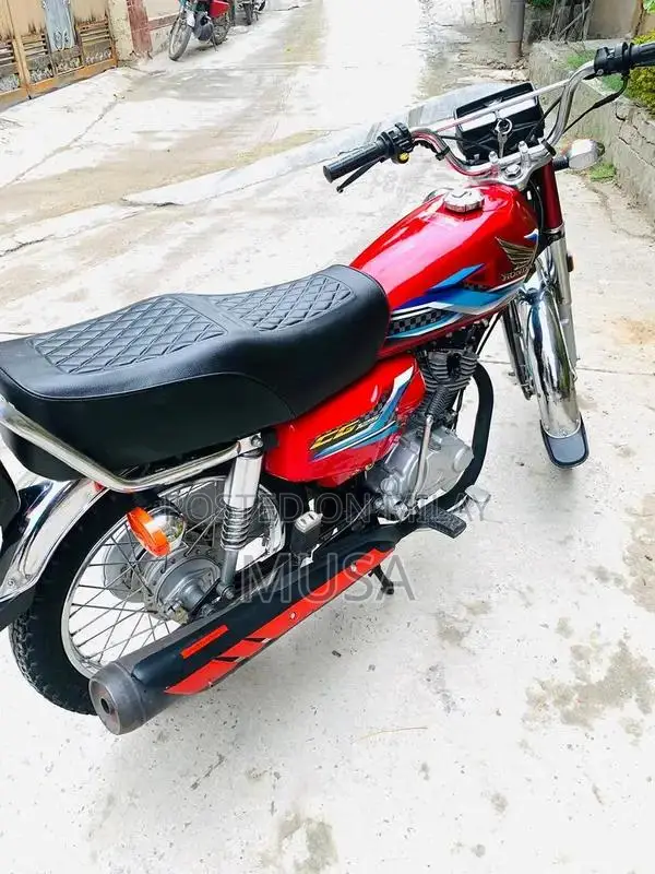 Honda 125cc Motorcycle - Latest 2024 Model