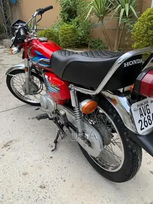 Honda 125cc Motorcycle - Latest 2024 Model