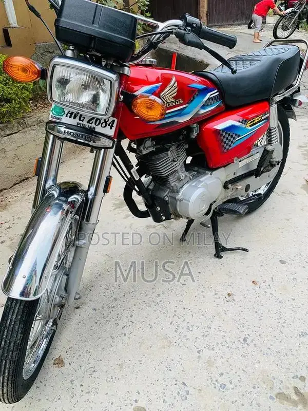 Honda 125cc Motorcycle - Latest 2024 Model