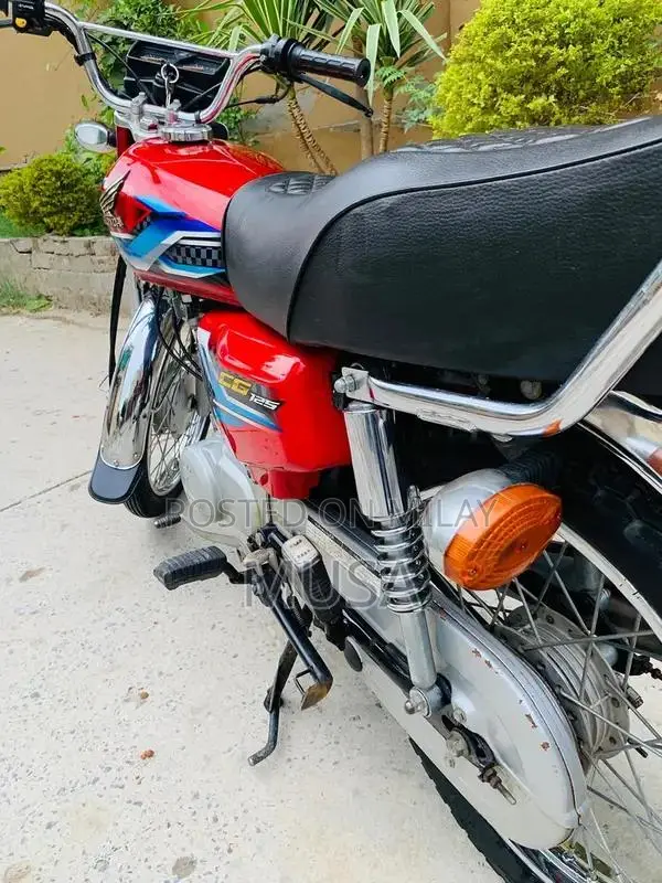 Honda 125cc Motorcycle - Latest 2024 Model