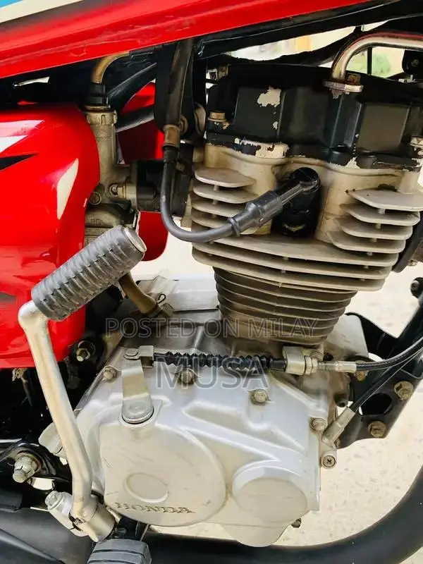 Honda 125cc Motorcycle - Latest 2024 Model