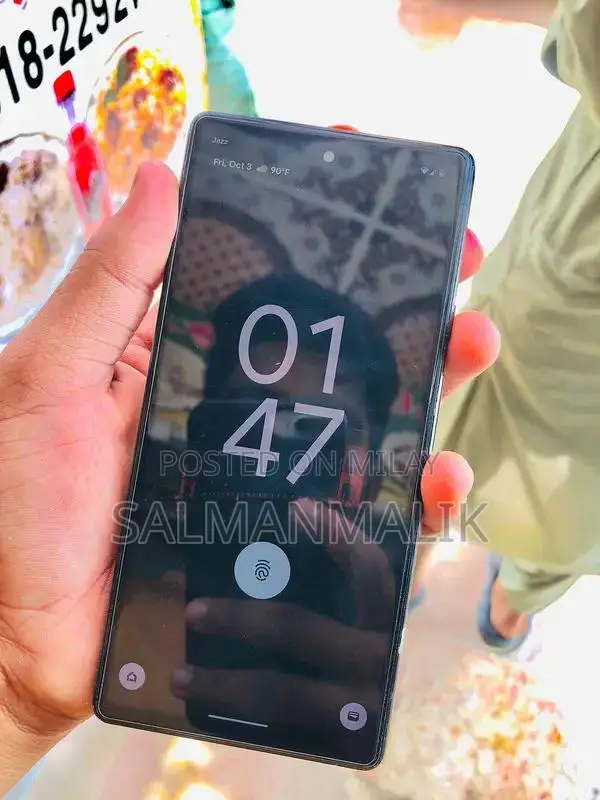 Google Pixel 6 Smartphone - 128GB Storage, Fingerprint Sensor