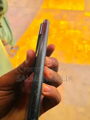 Google Pixel 6 Smartphone - 128GB Storage, Fingerprint Sensor