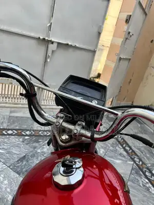 Honda CD 70 Motorcycle - Well-Maintained Classic Bike