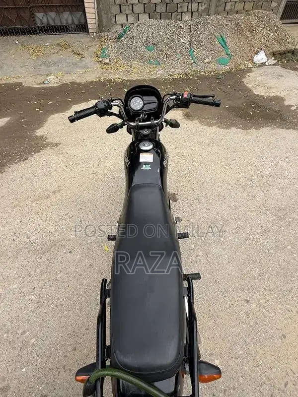 Suzuki GD 110s 2021 Motorcycle - Low Mileage Black Bike