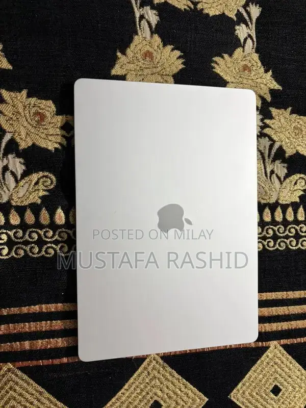 Apple MacBook Air M4 15-inch Laptop