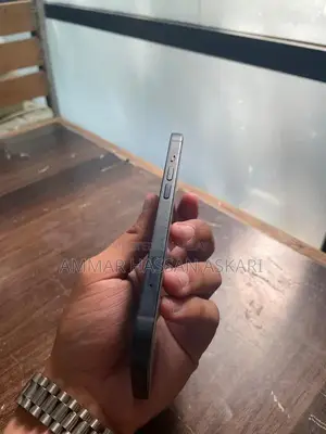 Apple iPhone 13 Excellent Condition Smartphone