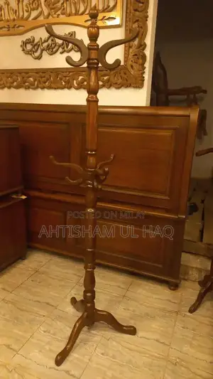 American Kitchen Solid Wood Furniture with Laminated Doors and High Gl