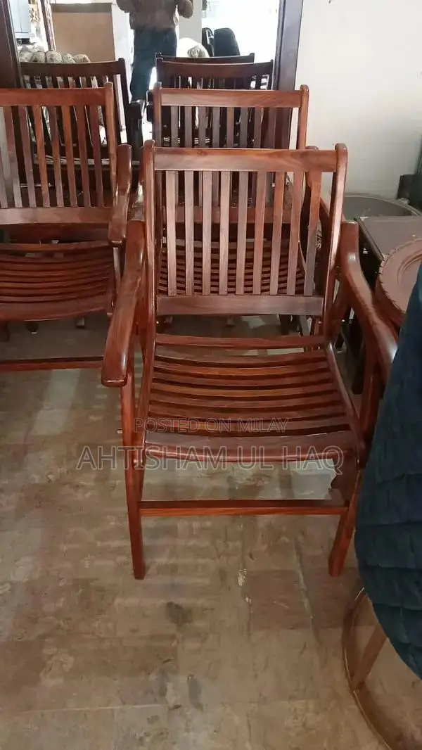 American Kitchen Solid Wood Furniture with Laminated Doors and High Gl