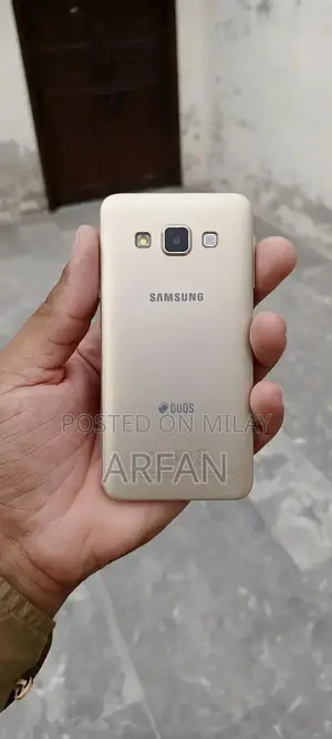 Photo - Samsung Galaxy A3 Smartphone - Excellent Condition, Unlocked, Fully Fu