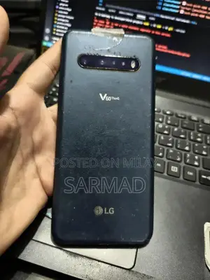 5G Smartphone with Snapdragon 865 Processor and Dual Camera