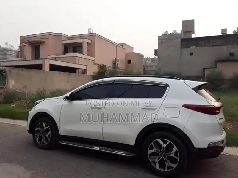 KIA Sportage 2020 FWD First Owner Low Mileage SUV