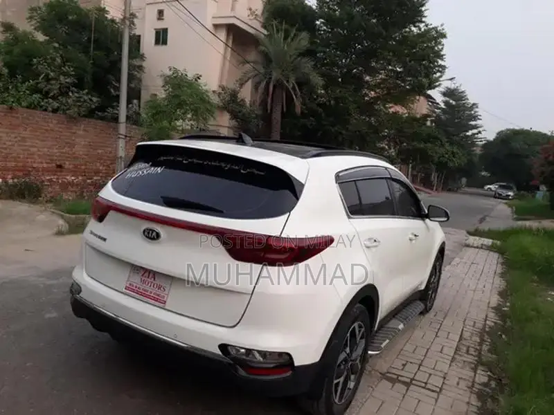 KIA Sportage 2020 FWD First Owner Low Mileage SUV