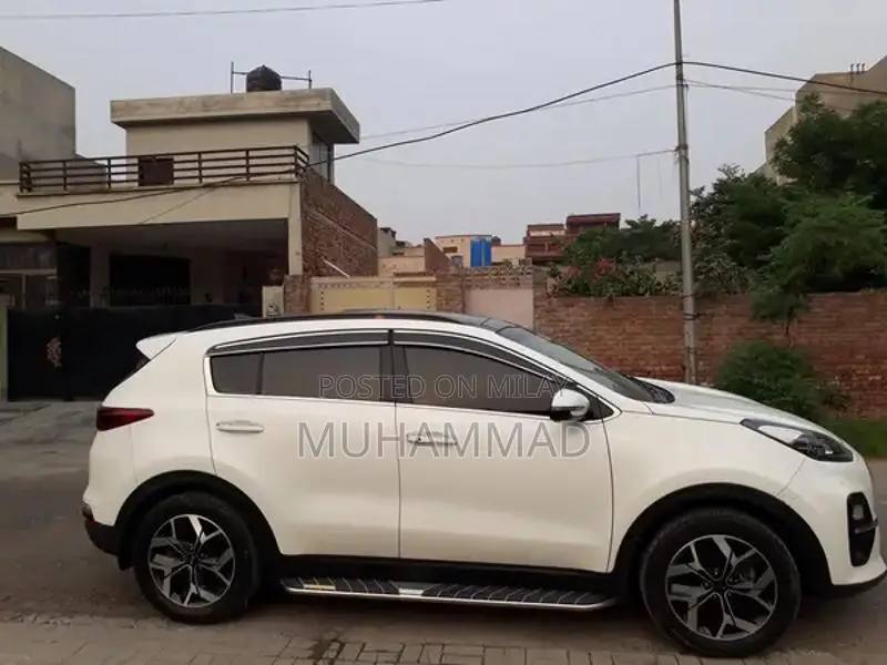 KIA Sportage 2020 FWD First Owner Low Mileage SUV