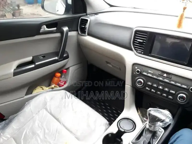 KIA Sportage 2020 FWD First Owner Low Mileage SUV