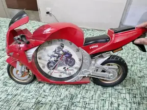 Photo - Decorative Home Wall Clock - Stylish Analog Time Display