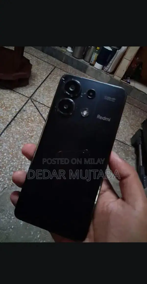 High Performance Smartphone with Ample Storage and Memory