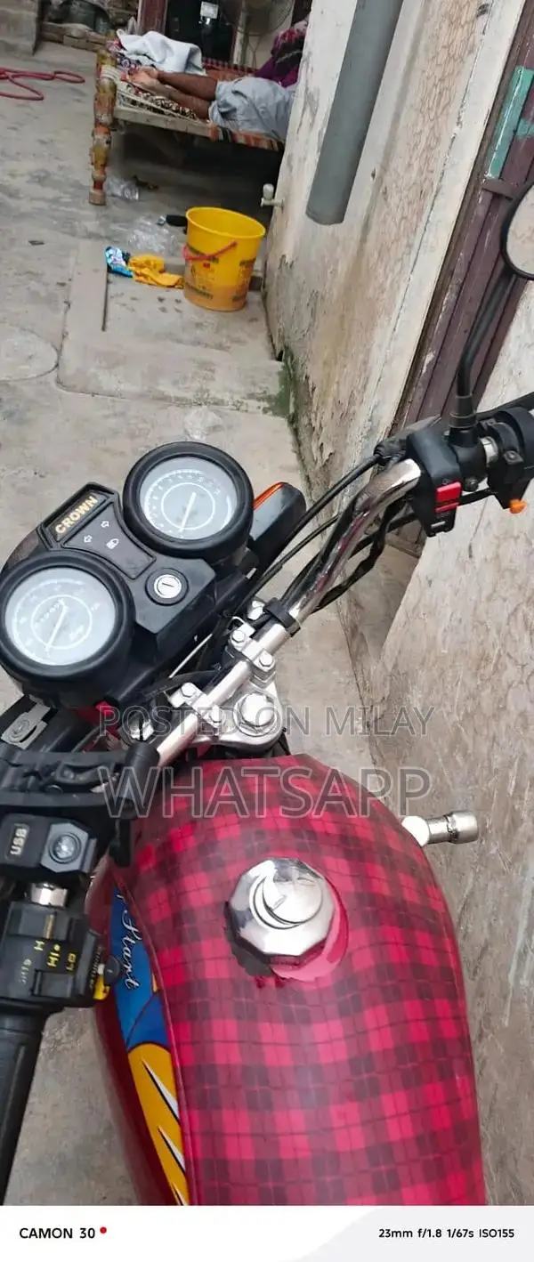 Crown CR 100cc Motorcycle - Self Start Model