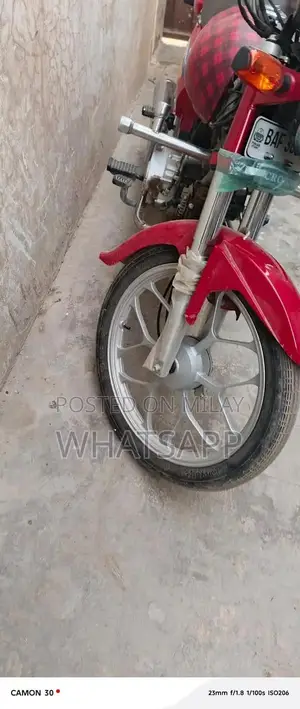 Crown CR 100cc Motorcycle - Self Start Model