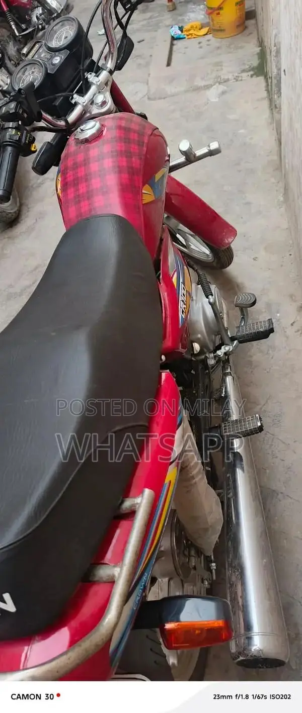 Crown CR 100cc Motorcycle - Self Start Model