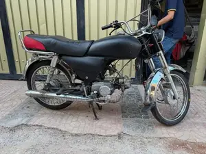 Photo - Hero RF 70 Motorcycle - 2009 Model Classic Bike