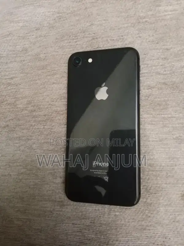 Apple iPhone 8 64GB Smartphone Factory Unlocked Excellent Condition