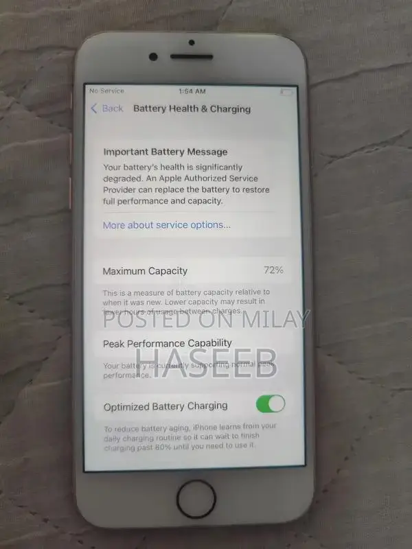 Apple iPhone 8 Smartphone - Near Mint Condition