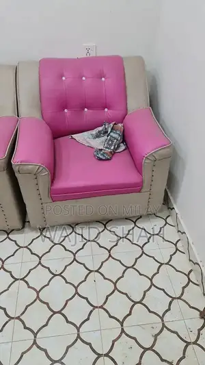 Photo - Compact 1-Seater Sofa Set - Modern Living Room Furniture