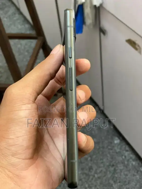 Preowned Mobile Device with Penal Change